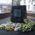 1200px-Monument_Hommage_Buizingen_12Fev2011.jpg