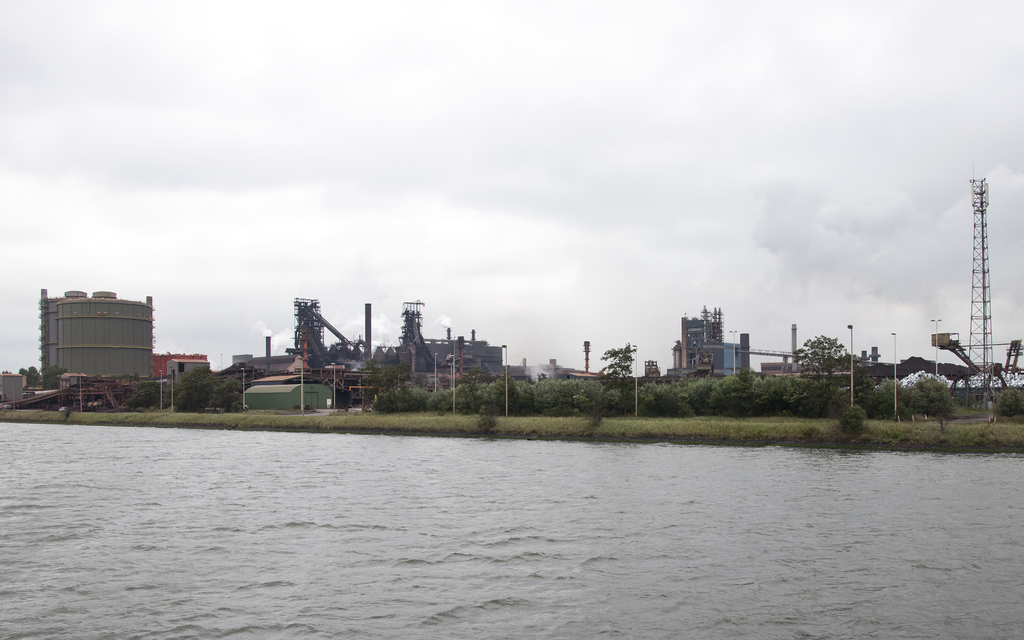 1024px-Haven_van_Gent_ArcelorMittal_25-06-2011_19-35-39