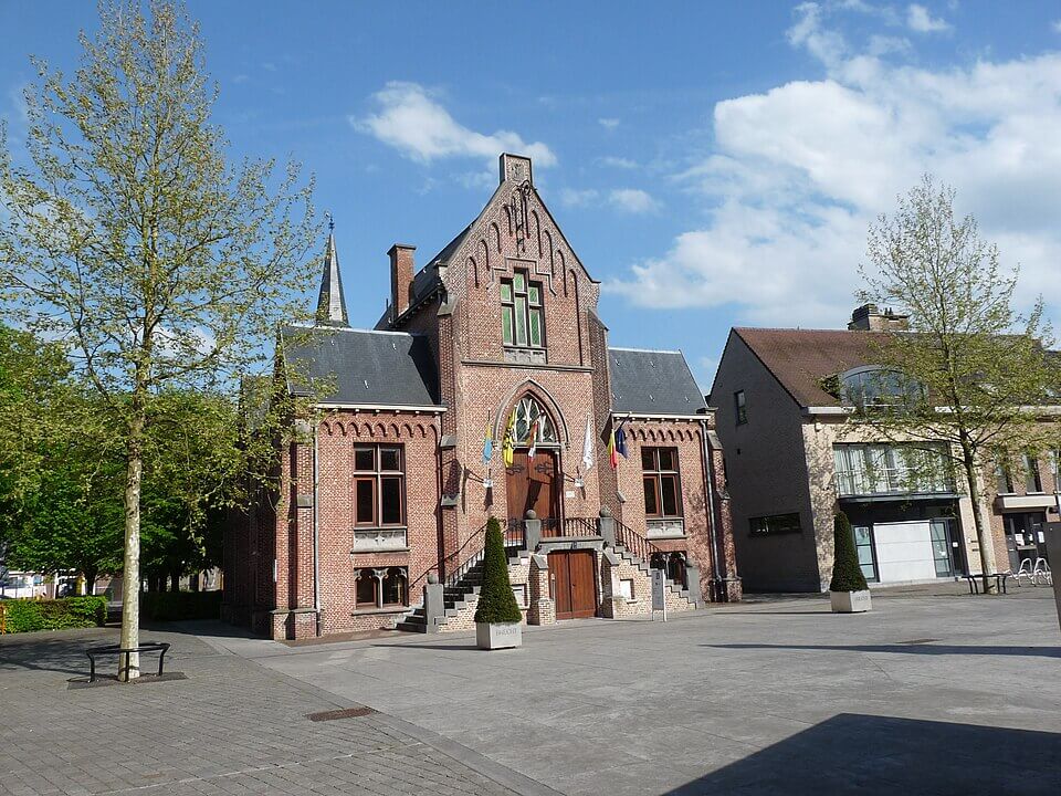 960px-brecht-gemeentehuis-2018-2