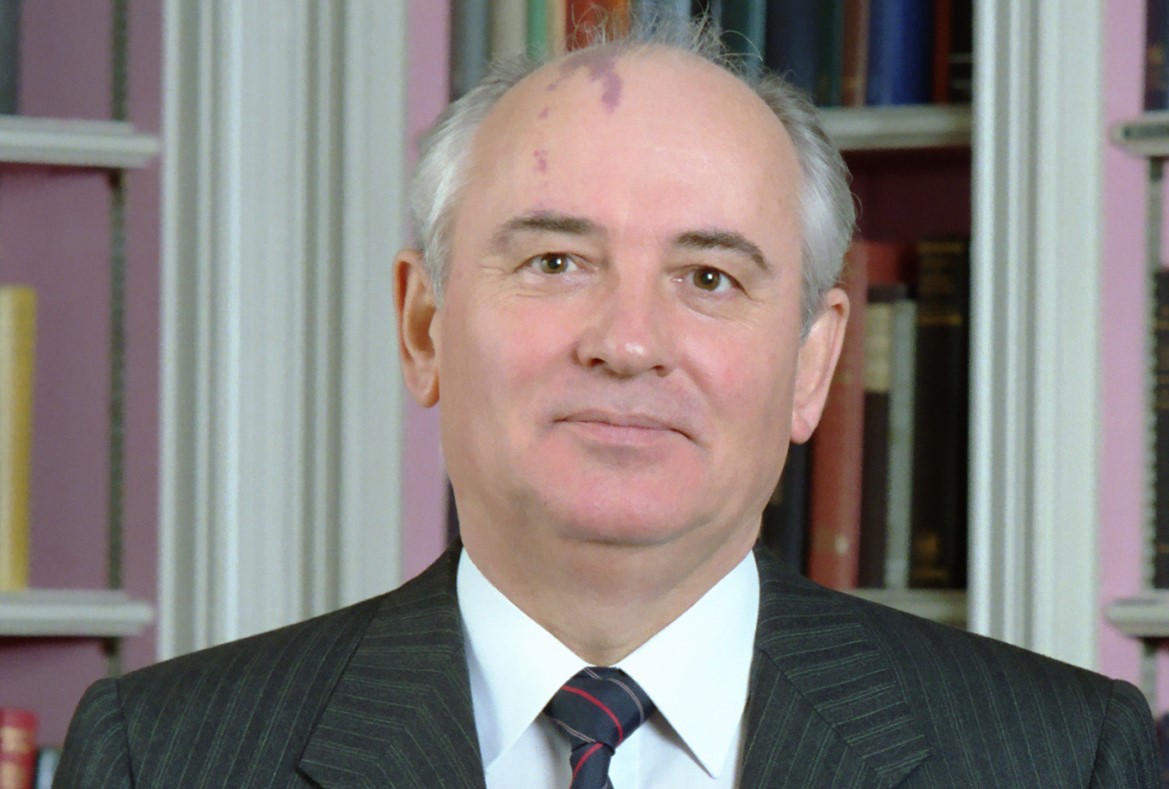 Mikhail_Gorbachev_1987